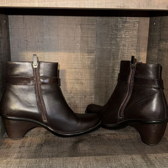 DANSKO boots- size 38 (8) - Picture 7 of 13